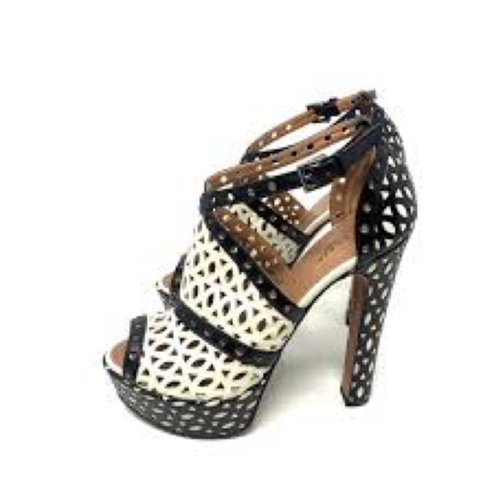 Stunning Alaia Black and White Platform Heel - Picture 3 of 6